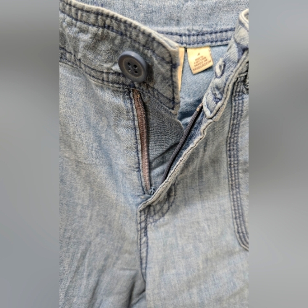 St. John's Bay Women Blue Light Bermuda Denim Shorts Size 4-NWOT - Picture 8 of 12